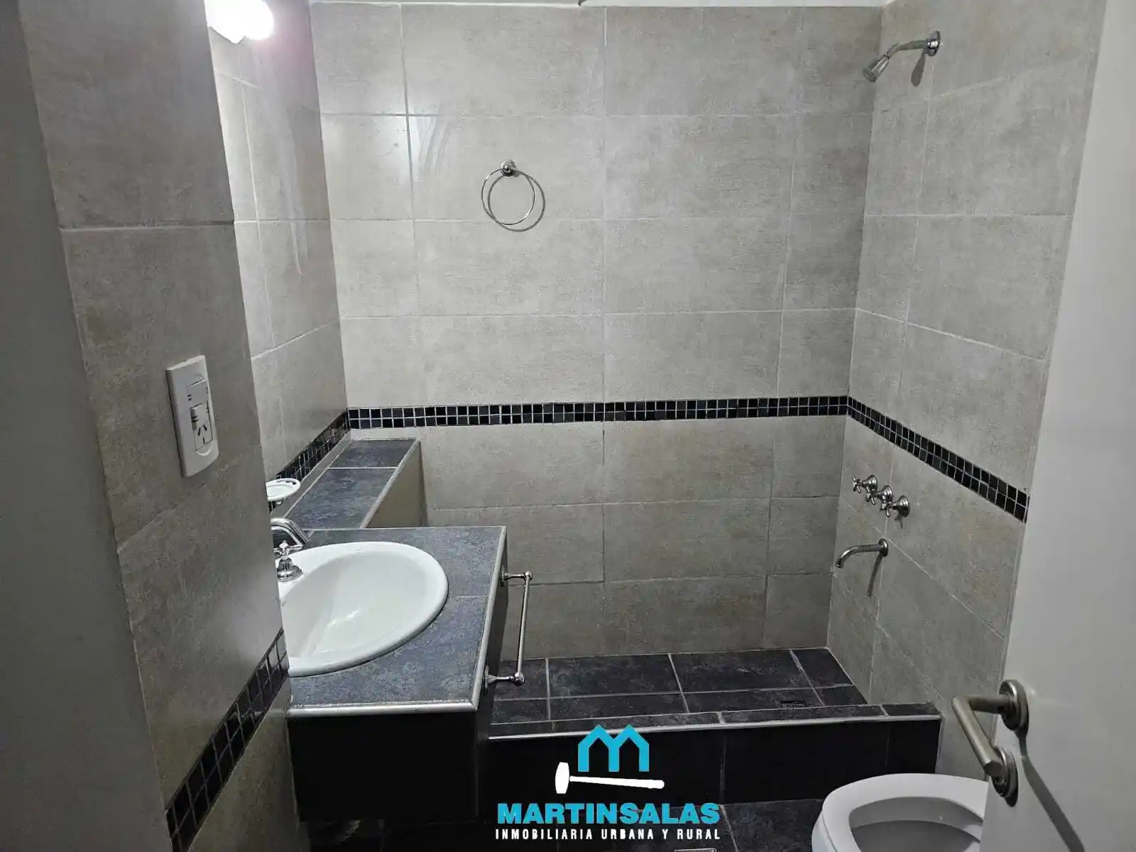 WhatsApp-Image-2023-10-31-at-10.19.58-1_21_11zon_21_11zon