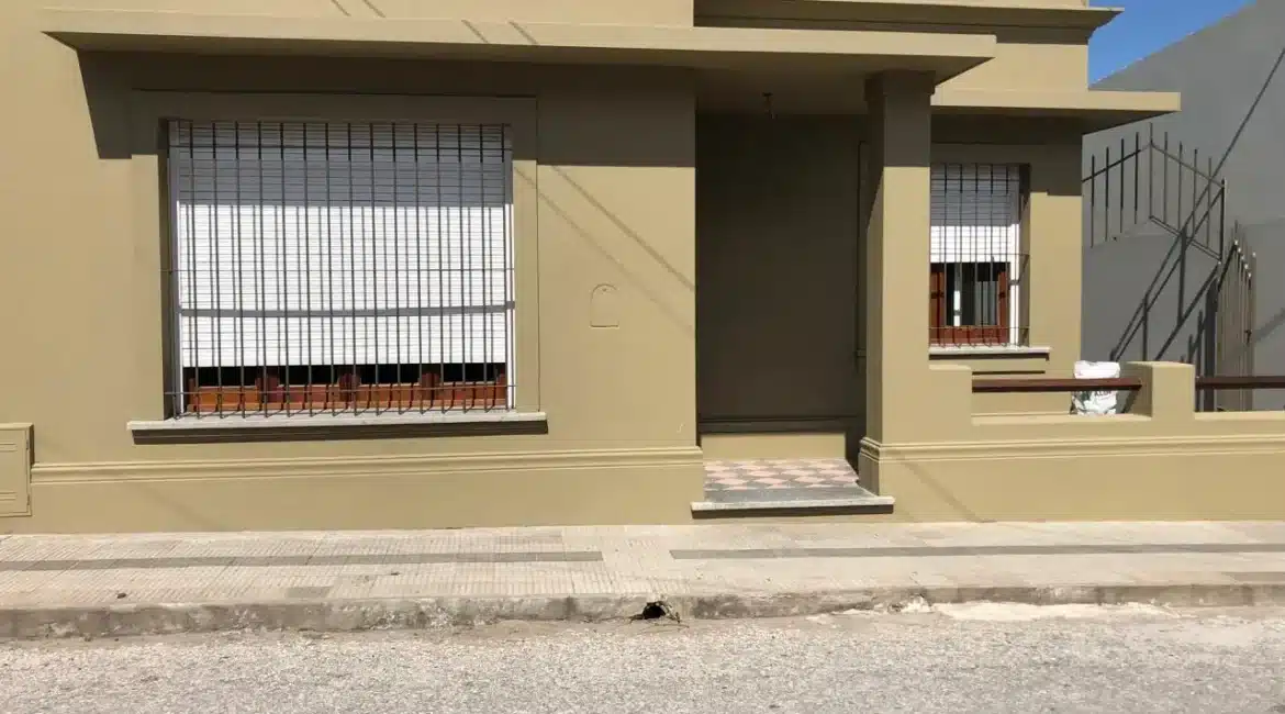 En Venta: Ezpeleta y Laprida
