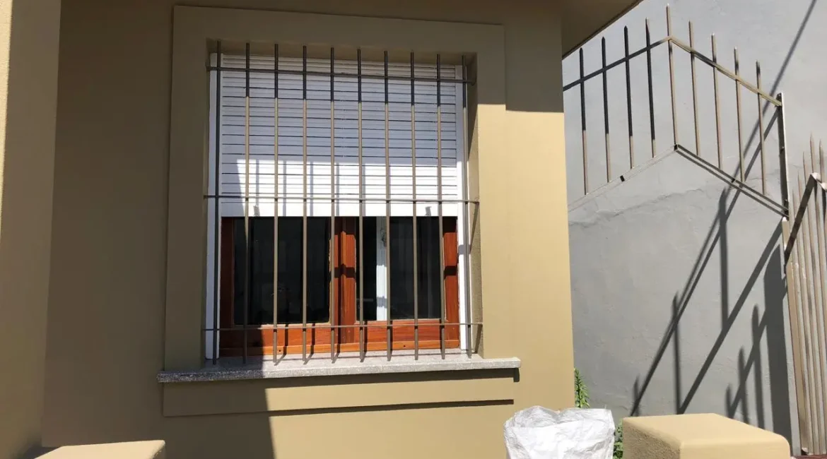 En Venta: Ezpeleta y Laprida
