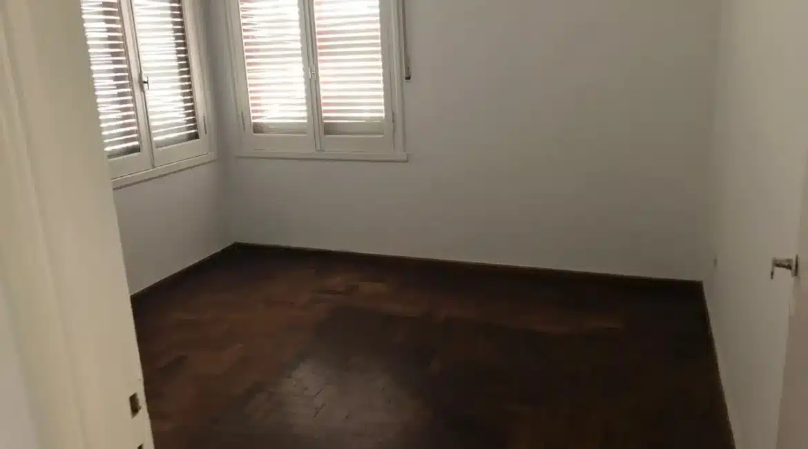 En Venta: Ezpeleta y Laprida